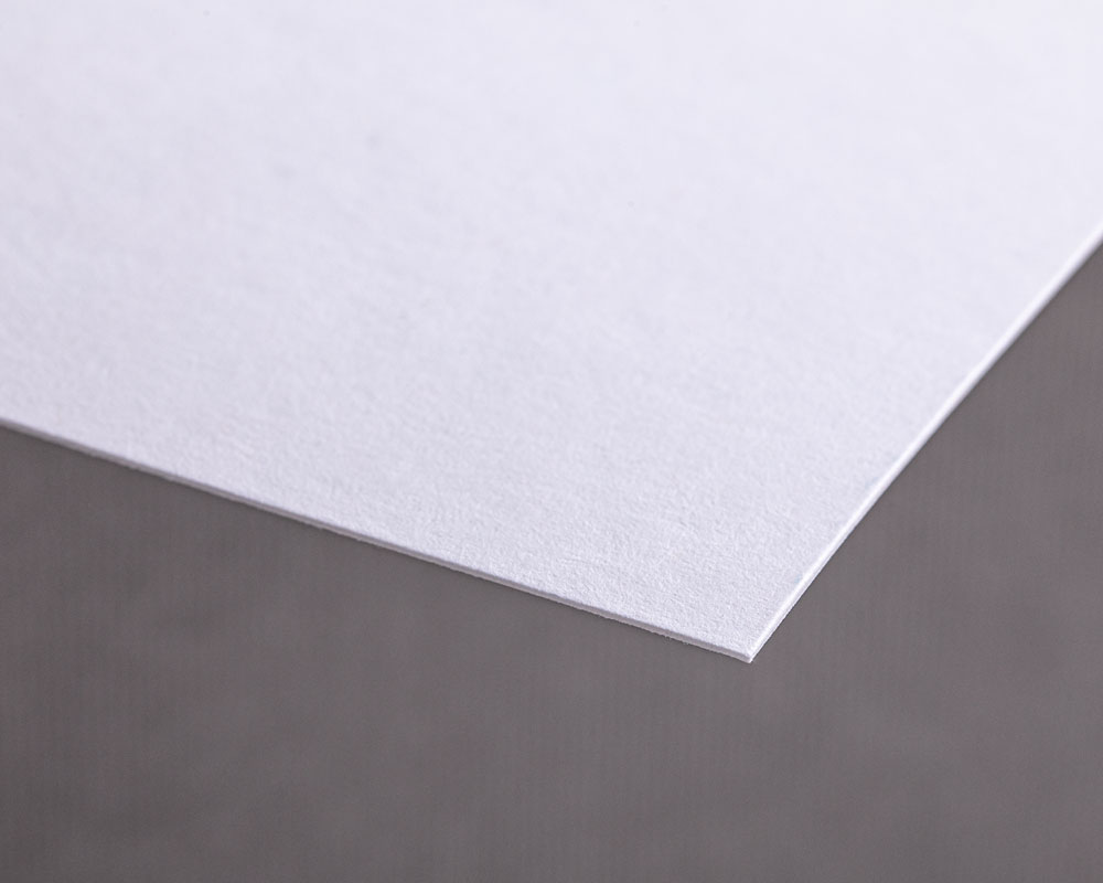 300 g/m² Naturpapier smooth weiß
